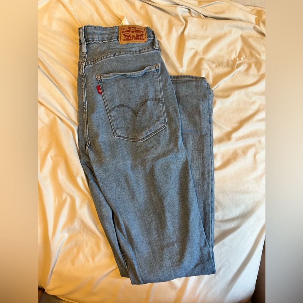 Levi 721 High Rise Skinny Jeans - size 29